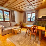 Haus Wallis By Stayfritz - Ski-in Ski-out Am Arlberg *