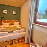 Haus Wallis By Stayfritz - Ski-in Ski-out Am Arlberg 公寓 *