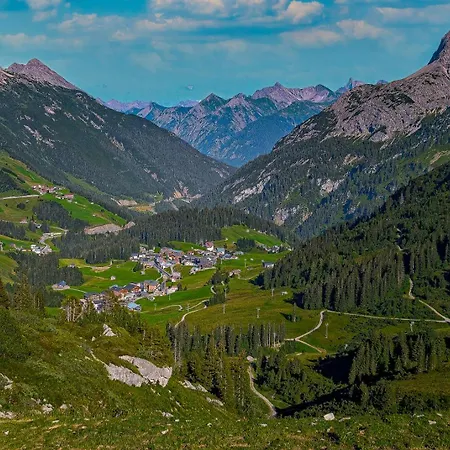 Haus Wallis By Stayfritz - Ski-in Ski-out Am Arlberg Apartment *