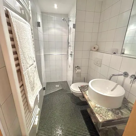 Haus Wallis By Stayfritz - Ski-in Ski-out Am Arlberg Lägenhet *