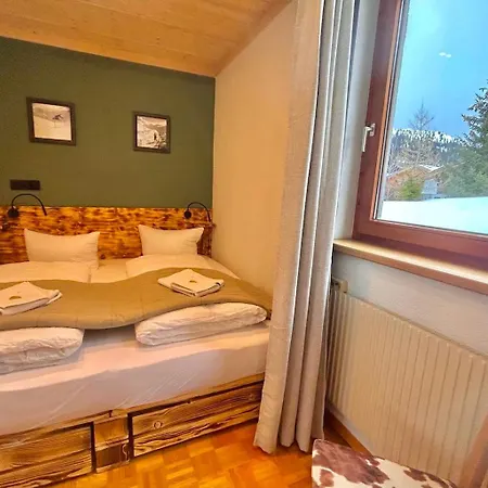 Haus Wallis By Stayfritz - Ski-in Ski-out Am Arlberg Lägenhet *