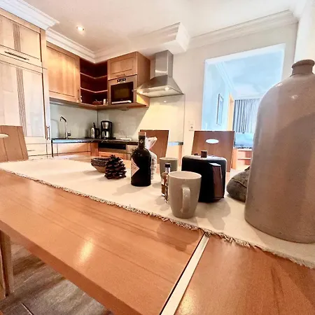 Haus Wallis By Stayfritz - Ski-in Ski-out Am Arlberg Apartment *